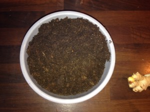 Topf mit Anzuchterde