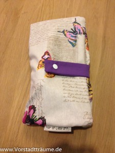 Windeltasche geschlossen mit Schmetterlingen