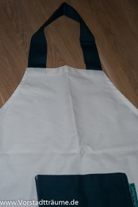 Schürze mit Band