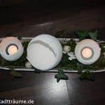 Ostergesteck mit Gipseiern, Moos und Efeu
