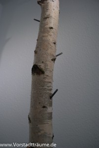 Birken Garderobe mit verschiedene Kleiderharken