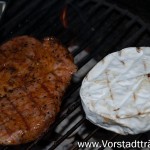 Camembert und Fleisch