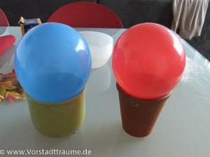 Herbstteelicht 2. Schritt Luftballon vorbereiten