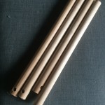 Babyschaukel Bild: Hölzer zuschneiden, Löcher bohren und glatt schleifen.