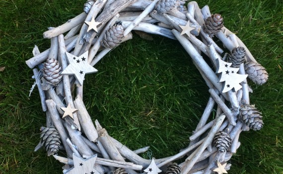 Adventskranz aus Treibholz