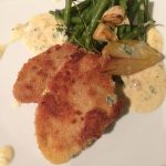 Paniertes Gemüse und panierte Schnitzel