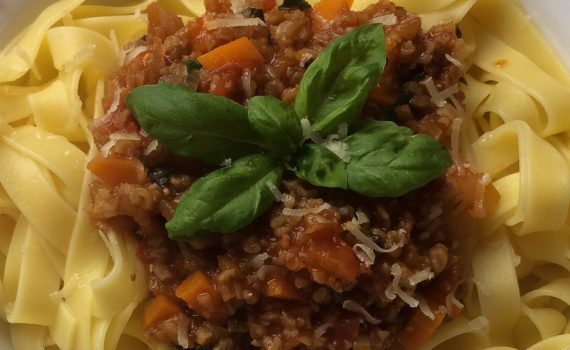 Grünkern-Bolognese