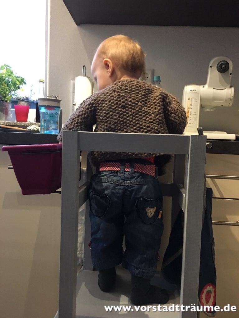 Meine kleine Küchenhelferin