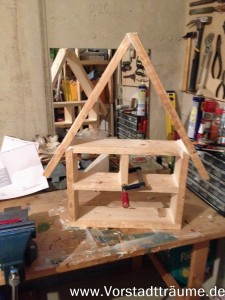 Insektenhotel im Bau1