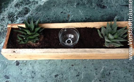 Blumenkasten aus Palettenholz gebaucht
